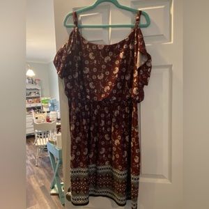 Maroon flower print cold shoulder dress